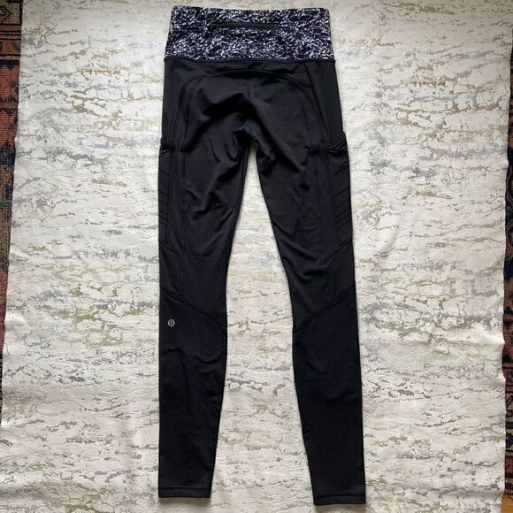 Lululemon side pocket leggings - Picture 3 of 10